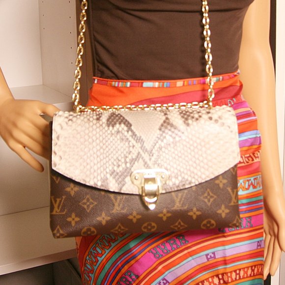 LOUIS VUITTON SAINT PLACIDE PYTHON+MONOGRAM CANVAS RETAIL$3,150 ++100% AUTHENTIC - Picture 1 of 16